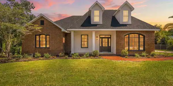 4594 Soundside Dr