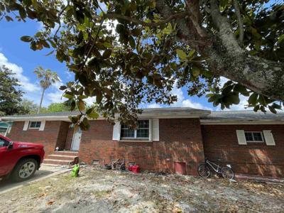 1695 Beechwood Dr
