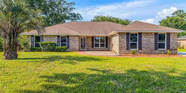 12081 Lillian Hwy