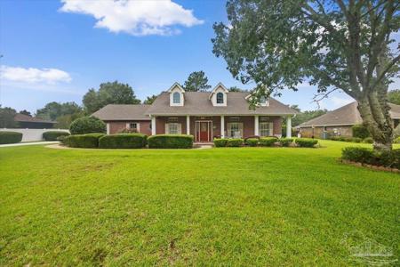 2555 Holley Pl