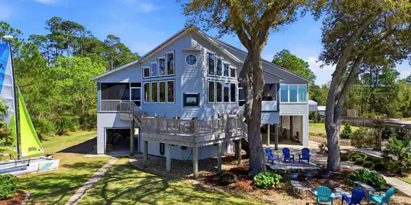 5556 Michael Dr
