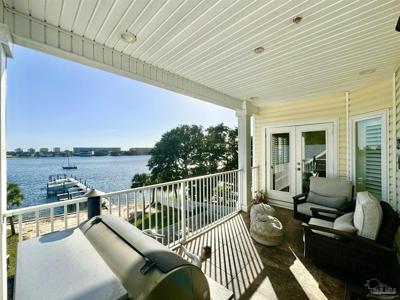 105 Brooks St