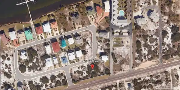 429 Gulfview Ln