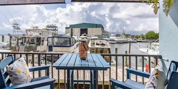 14100 River Rd