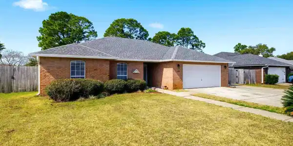 1939 Melissa Oaks Dr