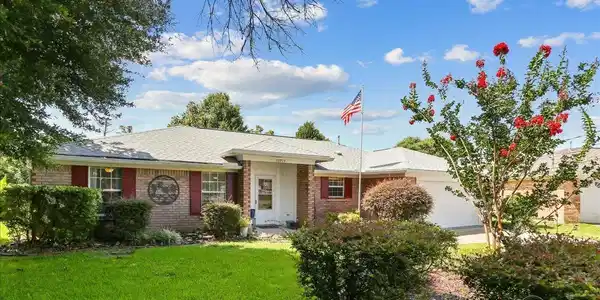10703 Brook Bend Cir