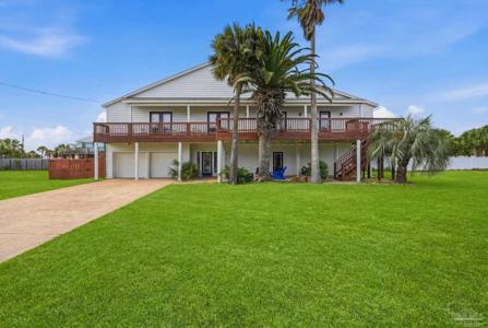 1205 Via Deluna Dr