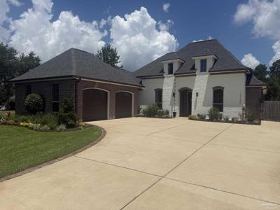 12780 Seratine Dr