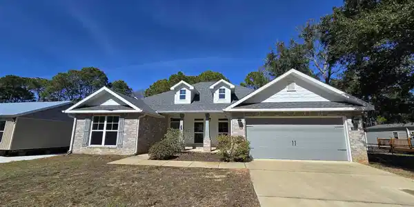 5208 Aqua Vista Dr