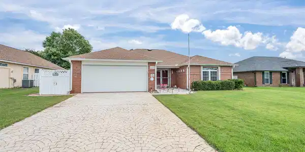 1432 Cacao Ln