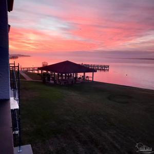 7453 Sunset Harbor Dr