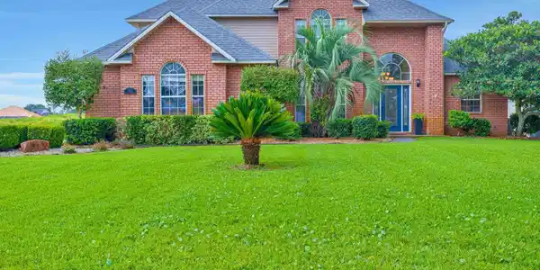 3803 Tiger Point Blvd