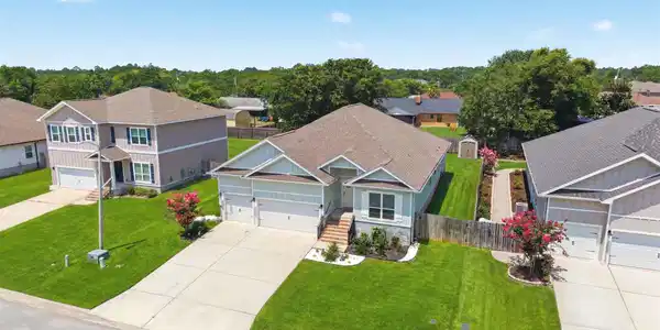 1559 Amaya Ln