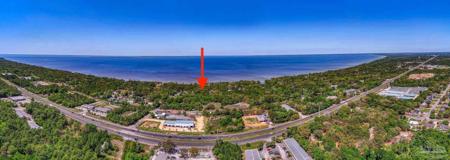 00 Hickory Shores Blvd