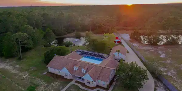 3607 Nighthawk Ln