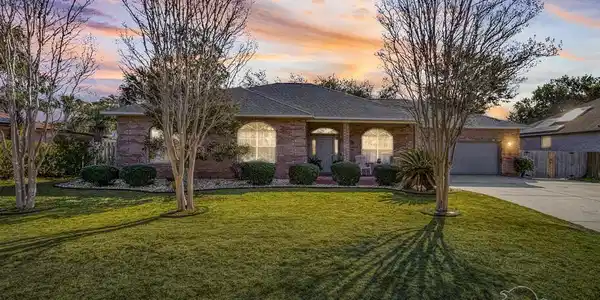 960 Vestavia Way
