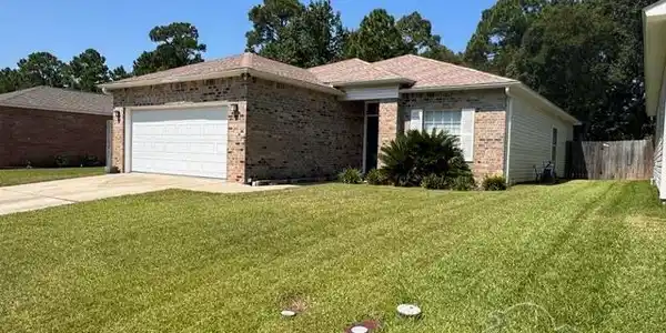 5827 Dandelion Ln