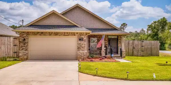 12561 Lillian Hwy