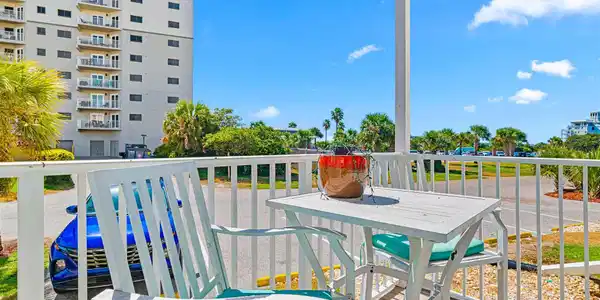 400 Plantation Rd