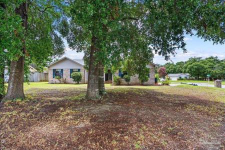 7967 Briaroak Dr