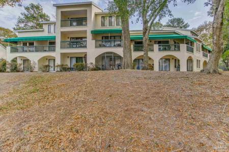 310 Westlake Ct
