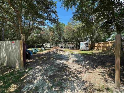 3038 Ferris Dr