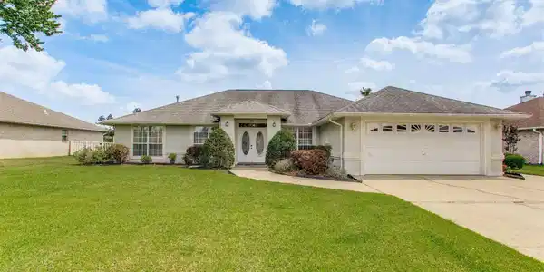 3017 Southsky Ln