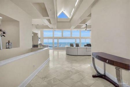 6494 Scenic Hwy