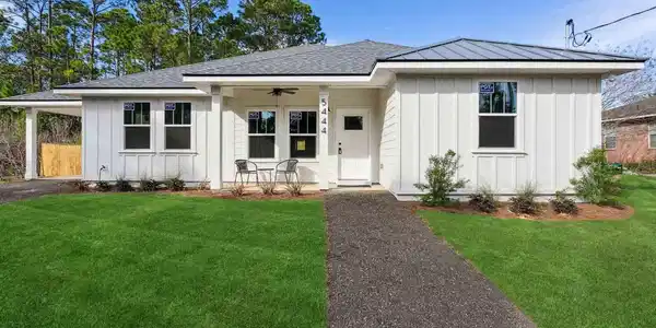 5444 Yuma Ct
