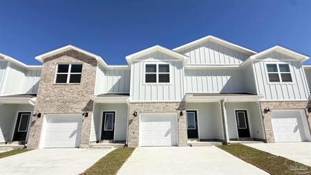 2367 Cliff Hollow Cir