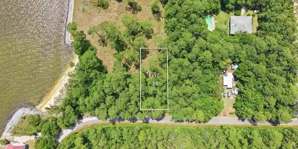 Lot 14 Dickerson Ave