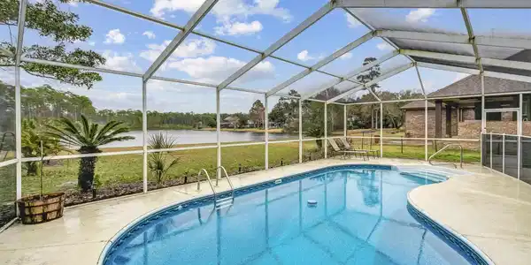 1976 Crown Pointe Blvd