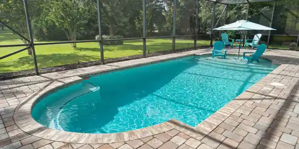 Image 2: Pool