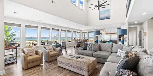 7439 Gulf Blvd