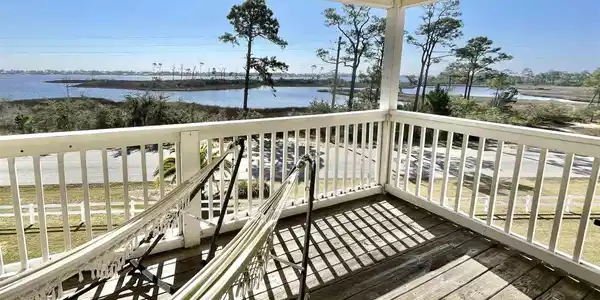 16016 Innerarity Pt Rd