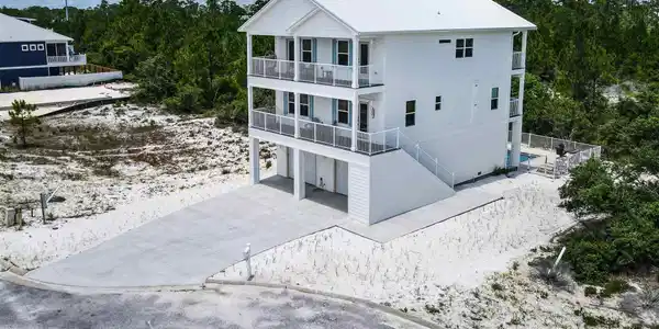 904 Nautilus Ct
