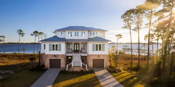 16321 Tarpon Dr