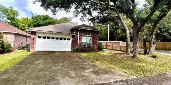 5884 Grotto Ave