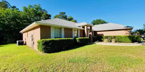 12065 Lillian Hwy