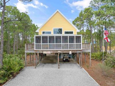 6917 Palmetto Dr