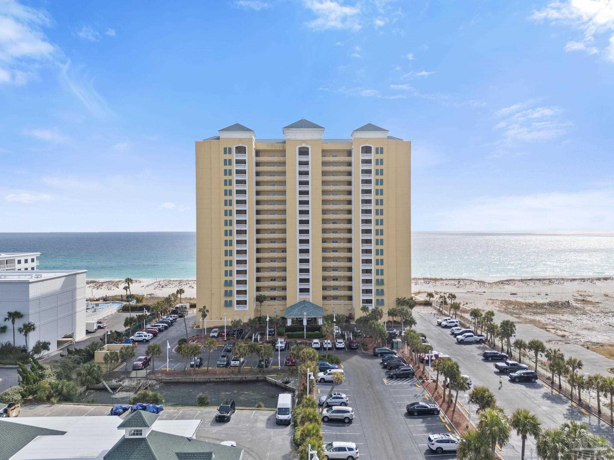 Image 1: Gulf-front living at Emerald Isle