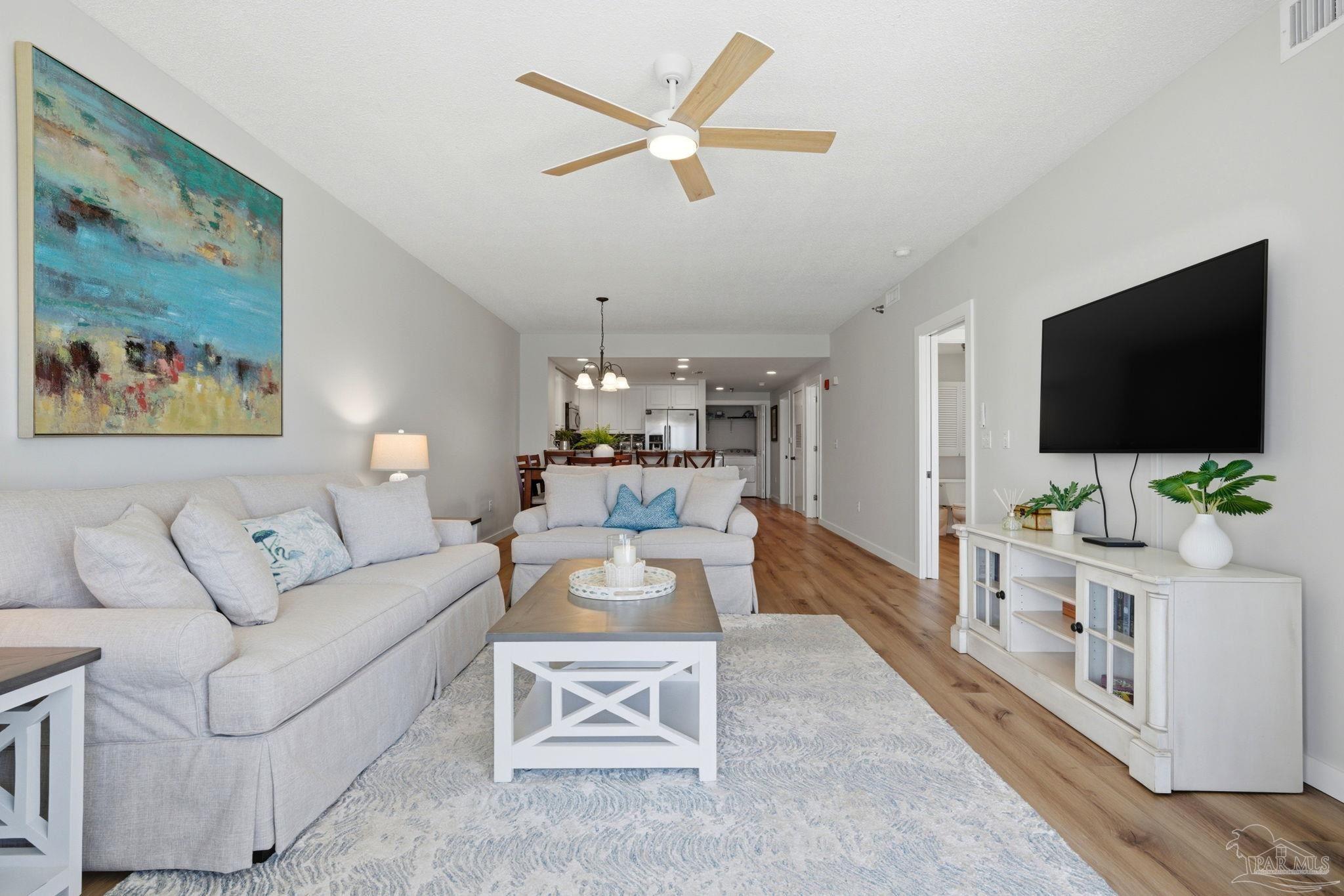 Image 3: Updated furnishings and coastal comfort