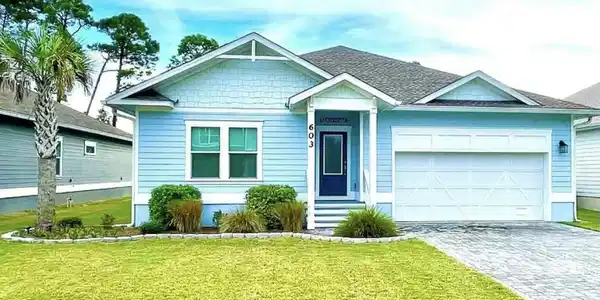 603 Clubhouse Ter
