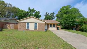 4227 Baywoods Dr