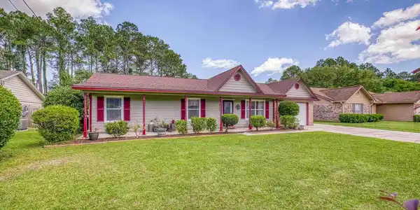 444 Peppertree Tr