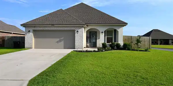 12498 Ryland Dr