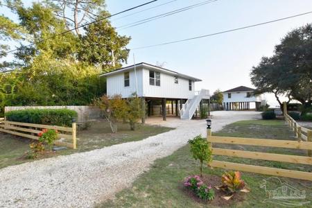 5233 Soundside Dr