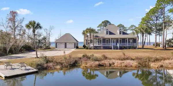 5513 Bay Meadows Dr