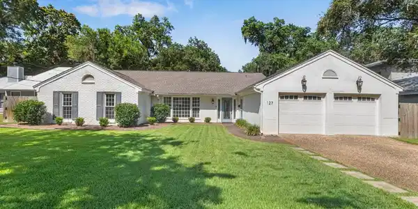 127 Highpoint Dr