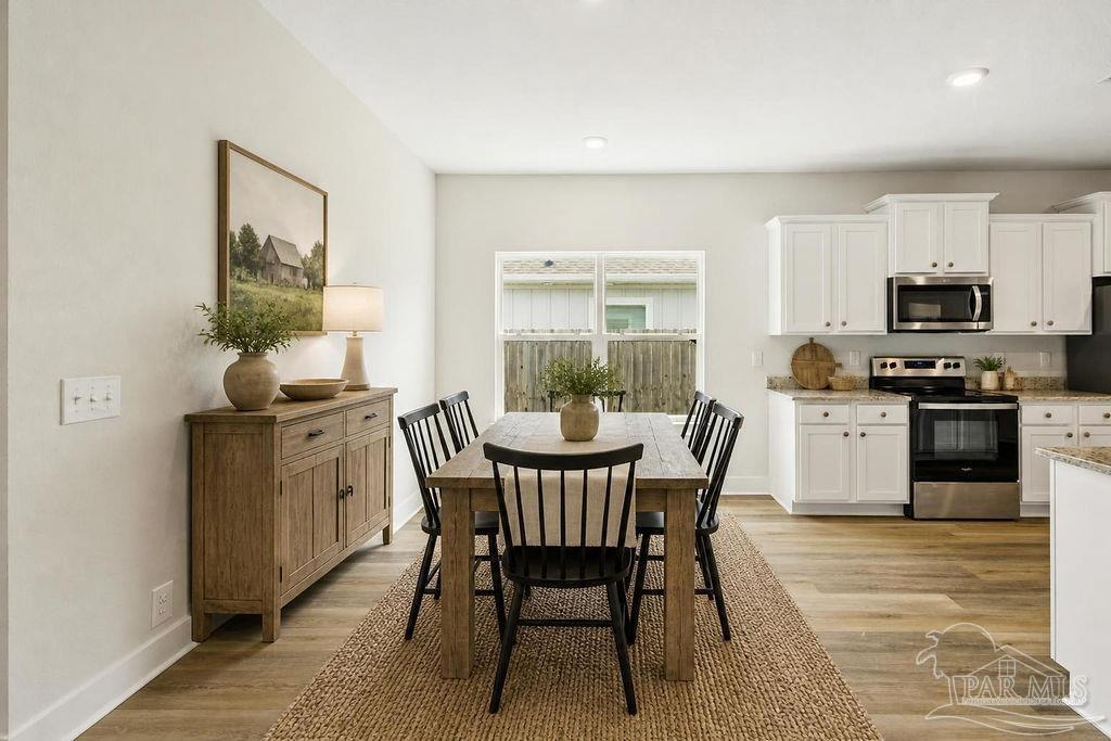 Image 3: Digitally staged furnishings